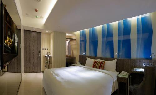Zhongshan Hotel | Beauty Hotels - Hotel Bnight-Self Check-In Hotel