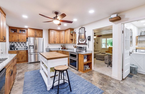 Garfield House | Beaver Lake Getaway w/2 Decks, Grill, & Views!