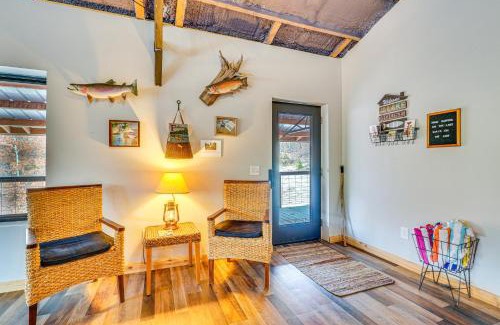 Garfield House | Beaver Lake Home on 3 Acres with Lake Access!