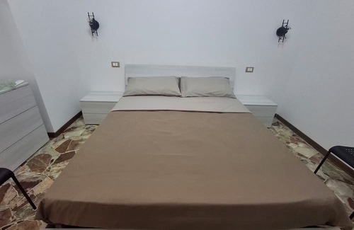 Bronte Bed & Breakfast | Bed and Breakfast 'Sentiti A Casa' with Wi-Fi and Air Conditioning