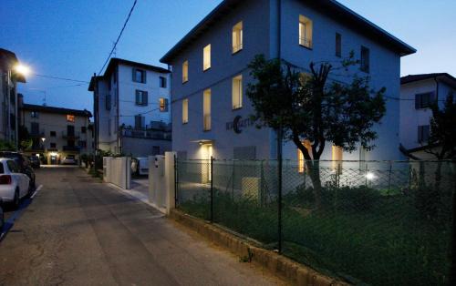 Reggio nell'Emilia House | Bed & Basta City