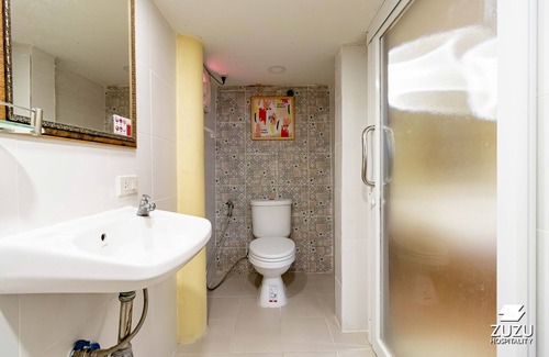 Bang Kra So Hotel | Bed In Beyt Boutique Hotel