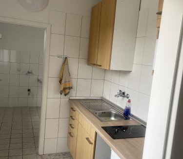 Wolfsanger Apartment | Bed4You Gästehaus 2