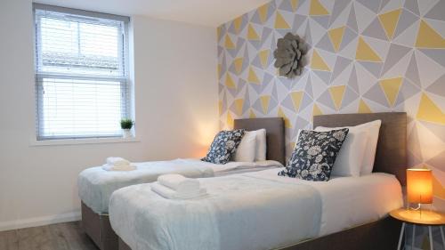 Bedford Apartment | Bedford Town Centre & Elegant Apartment inc PRIVATE Parking