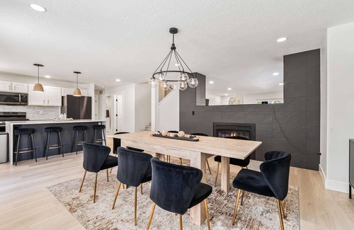 Meridian House | Bedroom house in prime location by the village