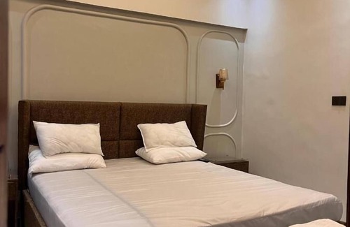 Gulshan-e-Iqbal Hotel | Bedwell Hotel