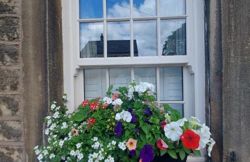 Castleton House | Beech croft holiday cottage