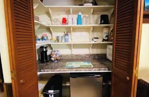 Charter Hills House | Beech Gem PRIVATE GUEST SUITE nestled on Beech