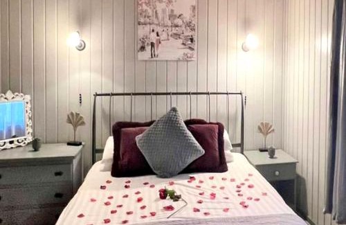 York House | Beech Lodge 6 Hot Tub