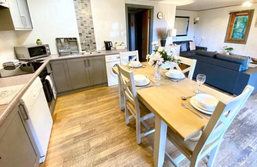 York House | Beech Lodge 6 Hot Tub