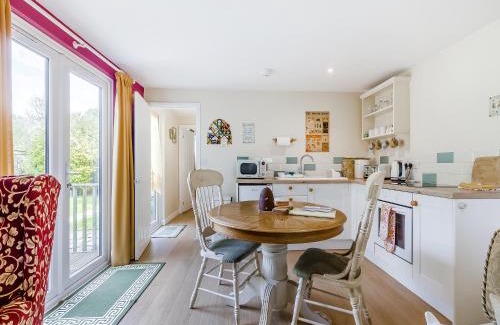 Reepham House | Beekeeper's Cabin