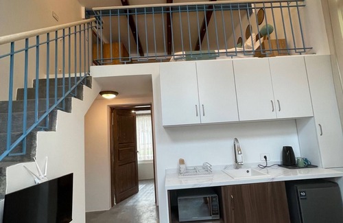 Enfeh Bed & Breakfast | Beit Laure