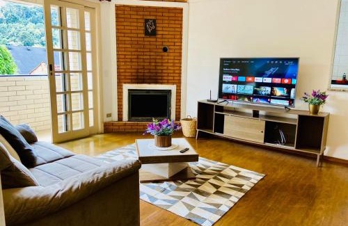 Abernessia Apartment | BELÍSSIMO E AMPLO APTO A 3 KM DO CAPIVARI