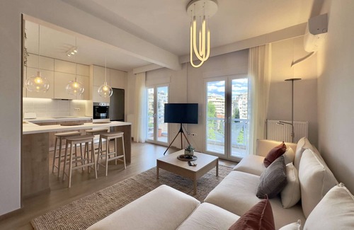 Thessaloniki City Centre Apartment | Bel Air: Elegant apartment in the center