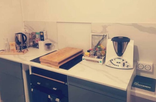 Brequigny Apartment | Bel Appartement Proche Toutes Commodités + Parking