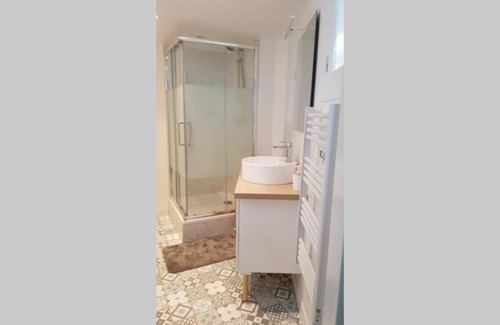 Vitre Apartment | Bel Appartement refait à neuf. 2ch. Vitré Centre