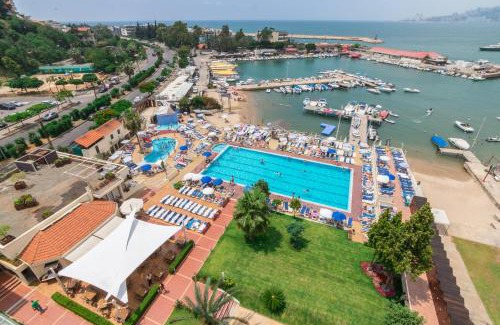 Jounieh Hotel | Bel Azur Hotel - Resort