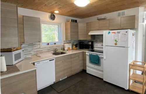 Lester Beach House | Belair Getaway-paradise you need