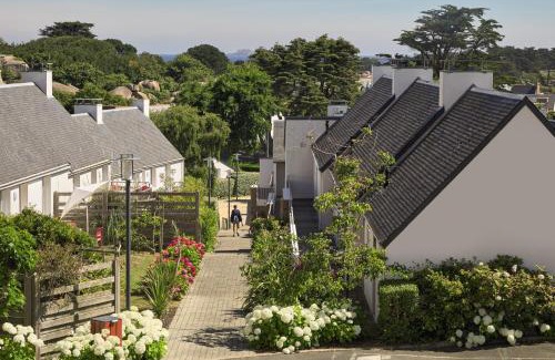 Tregastel Hotel | Belambra Clubs Trégastel - Le Castel Sainte Anne