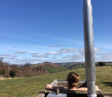 Llanidloes Cabin | Belan Bluebell Woods Shepherds Hut