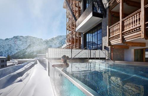 Arosa Hotel | BelArosa Chalet - the luxury hideaway in the Swiss Alps