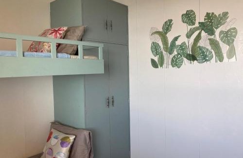 Luzon House | Belgian Home Near Mansion House 12 pax