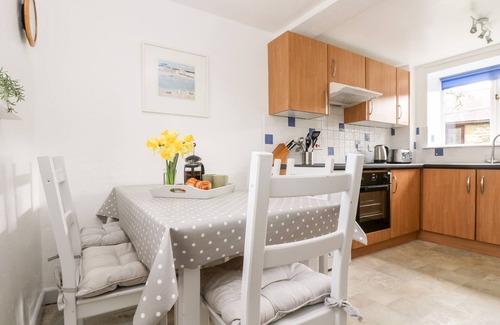 Chysauster Cottage | BELL COTTAGE, pet friendly, character holiday cottage in Penzance