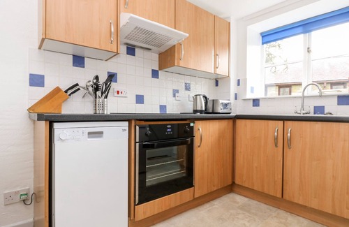 Chysauster Cottage | BELL COTTAGE, pet friendly, character holiday cottage in Penzance