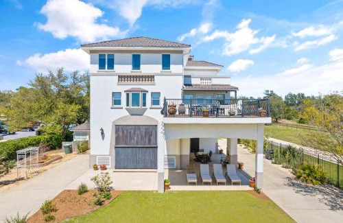 Ono Island House | Bella Villa Estate