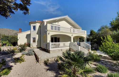 Grebastica House | Bella Villa in Grebaštica, for sole use, 100m to the beach