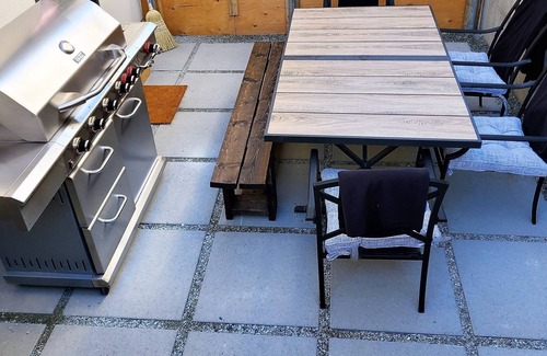 Okanagan-Similkameen House | Bella Vita Bubbly And Brews 1 Bedroom Home by Redawning