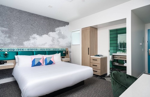 Avalon Hotel | Bellanca Hotel