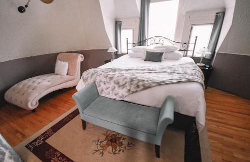 Morden Bed & Breakfast | Bellas Castle