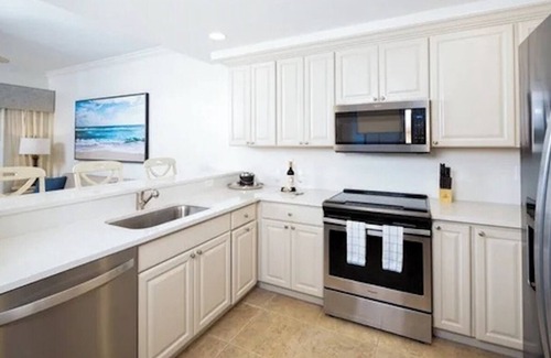 Redevelopment Area Condo | Bellasera Resort 3 Bd Luxury Condo with Pool, Jazz Club and Restaurant