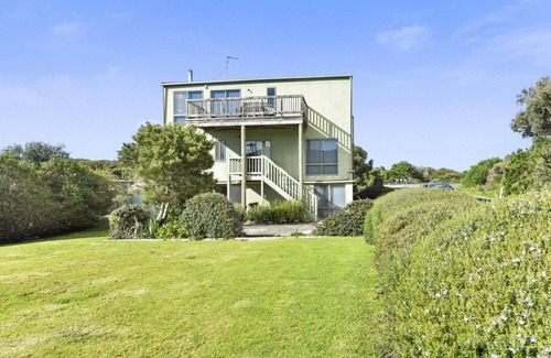 Moggs Creek House | Bellbird - Some Of The Best Ocean Views At Moggs