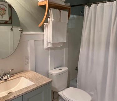 Eagle Rock House | Belle Cottage