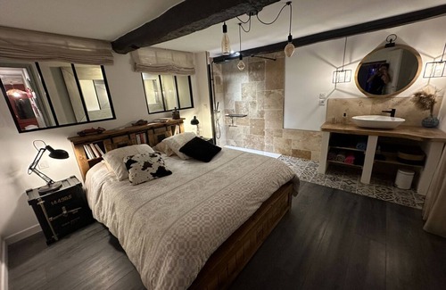 Prunet Other | Belle Ferme de Caractère Rénovée Avec Piscine