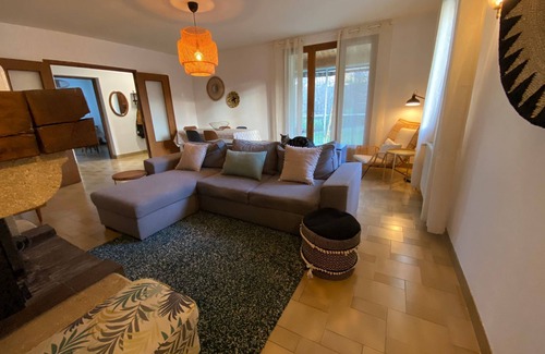 Lachau House | Belle Maison de Campagne Familiale. Animaux de Compagnie Bienvenus !