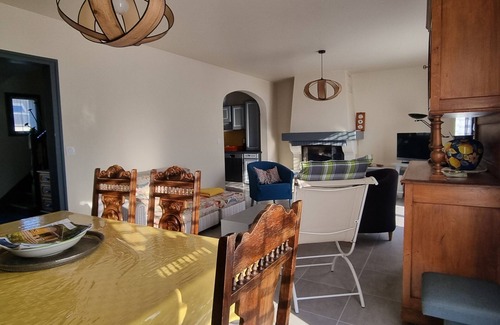 Nevez House | Belle Maison Lumineuse Avec Jardin Clos au Centre de Nevez - 500m des Commerces