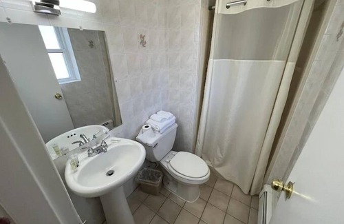 Belleville Hotel | Belleville Motor Lodge