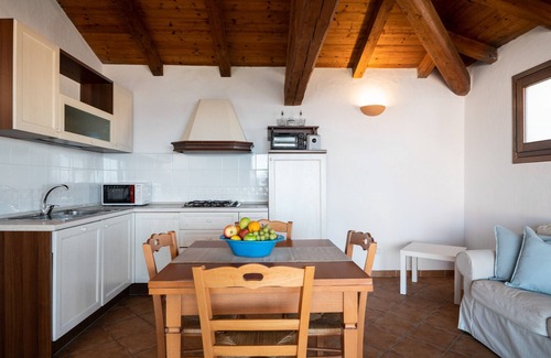 Pittulongu Apartment | Bellosguardo 8 - flat seafront with panoramic view