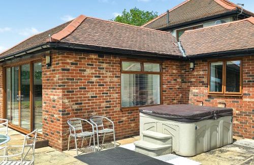 Writtle House | Belt Annexe