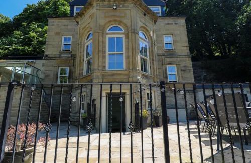 Halifax House | Belvedere Farm