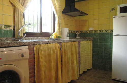 Vinuela Cottage | Belvilla by OYO Casas Rurales Huetor