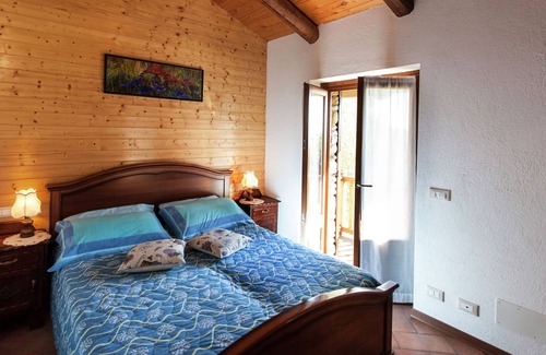 Netro Apartment | Belvilla by OYO Cascina Paola