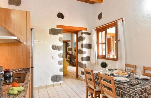 Ingenio Villa | Belvilla by OYO Villa Algodones