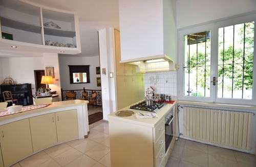 Meina Villa | Belvilla by OYO Villino Lucrezia