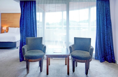 Crewe Hotel | Belvilla Crewe City Centre Hotel - Lifestyle