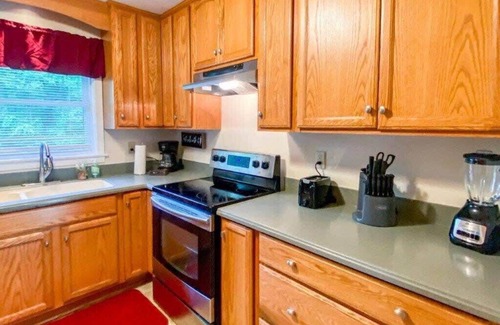 Huntsville House | Belvoir Drive Southern Charmer