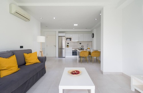 Las Palmas de Gran Canaria Ski Chalet | Benartemi Terrace By CanariasGetaway